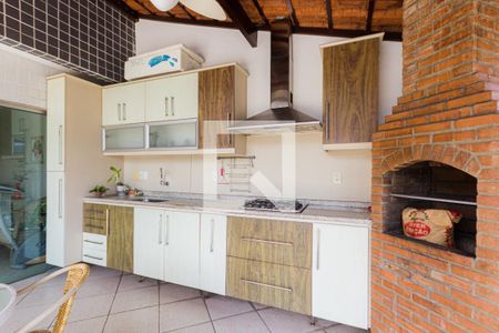 Apartamento à venda com 218m², 3 quartos e 2 vagas Apartamento à venda com 218m², 3 quartos e 2 vagasEspaço Gourmet