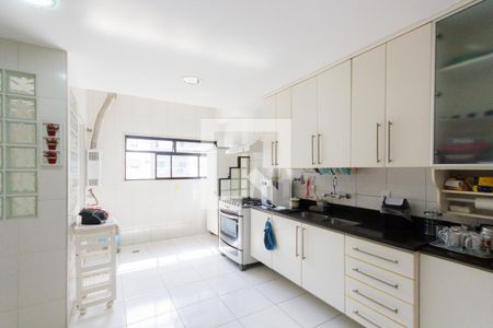 Apartamento à venda com 218m², 3 quartos e 2 vagas Apartamento à venda com 218m², 3 quartos e 2 vagasCozinha