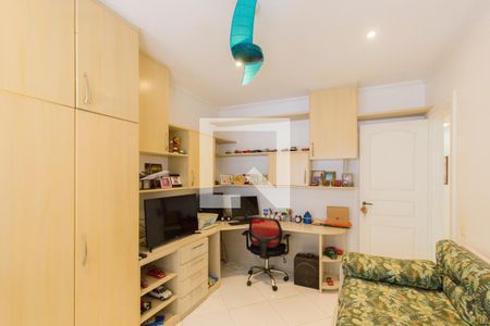 Apartamento à venda com 218m², 3 quartos e 2 vagas Apartamento à venda com 218m², 3 quartos e 2 vagasQuarto 2