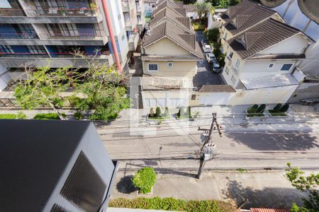 Apartamento à venda com 218m², 3 quartos e 2 vagas Apartamento à venda com 218m², 3 quartos e 2 vagasVista da Suíte