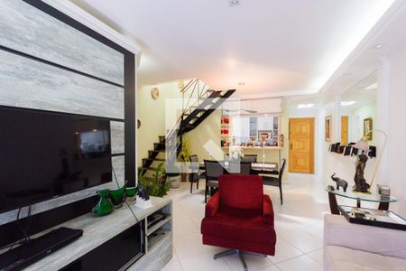 Apartamento à venda com 218m², 3 quartos e 2 vagas Apartamento à venda com 218m², 3 quartos e 2 vagasSala 1