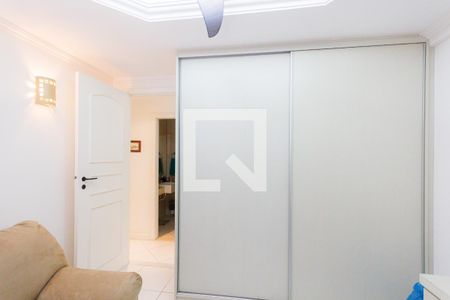 Apartamento à venda com 218m², 3 quartos e 2 vagas Apartamento à venda com 218m², 3 quartos e 2 vagasQuarto 1