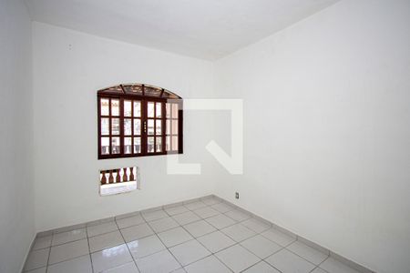 Quarto 1 de casa de condomínio para alugar com 2 quartos, 100m² em Galo Branco, São Gonçalo