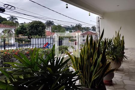 Varanda de casa à venda com 3 quartos, 211m² em Jardim Guanabara, Rio de Janeiro