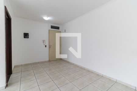 Sala de apartamento para alugar com 2 quartos, 62m² em Jardim Santa Emília, São Paulo