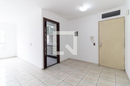 Sala de apartamento para alugar com 2 quartos, 62m² em Jardim Santa Emília, São Paulo