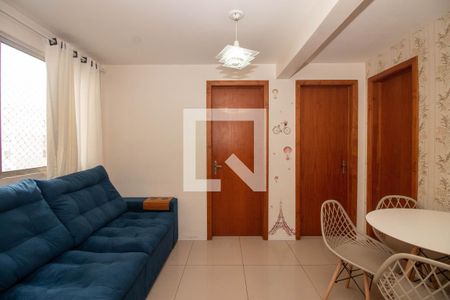 Sala de apartamento à venda com 2 quartos, 42m² em Rubem Berta, Porto Alegre