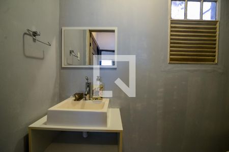 Lavabo de casa à venda com 3 quartos, 100m² em Tijuca, Rio de Janeiro