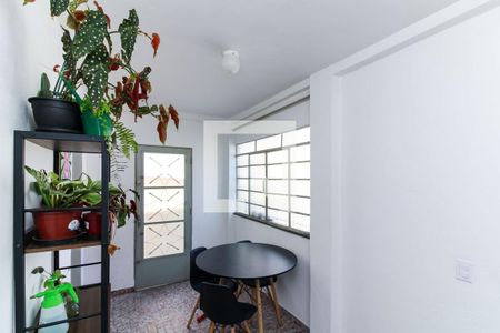 Sala de Entrada de casa à venda com 2 quartos, 240m² em Sítio do Morro, São Paulo