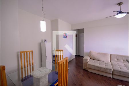 Sala de apartamento para alugar com 2 quartos, 56m² em Vila Vermelha, São Paulo