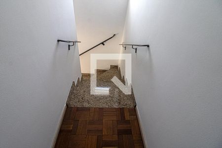 Hall de casa para alugar com 3 quartos, 220m² em Vila Moraes, São Paulo