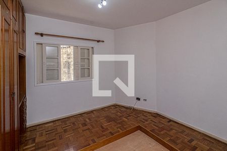 Quarto de casa para alugar com 3 quartos, 220m² em Vila Moraes, São Paulo