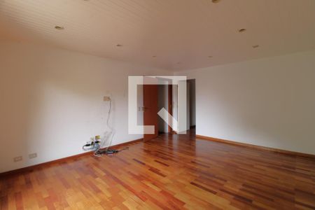 Suíte de casa para alugar com 4 quartos, 350m² em Interlagos, São Paulo