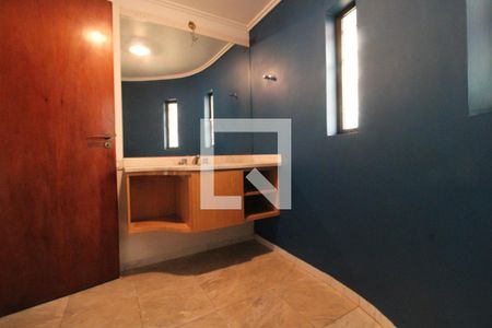 Lavabo de casa à venda com 4 quartos, 350m² em Interlagos, São Paulo