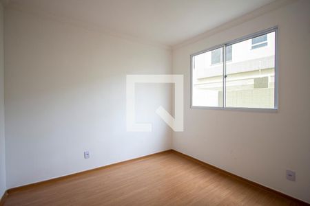 Quarto 1 de apartamento para alugar com 2 quartos, 50m² em Vila Lage, São Gonçalo