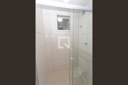 Banheiro de casa de condomínio para alugar com 1 quarto, 27m² em Centro, Diadema