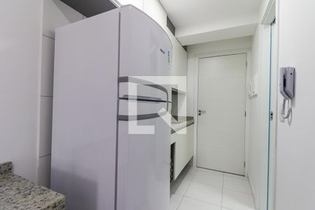 Sala/Cozinha de apartamento para alugar com 1 quarto, 28m² em Centro, Curitiba