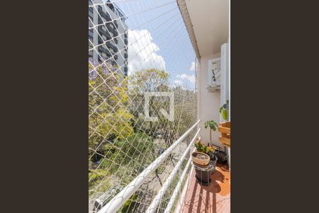 Sala de apartamento à venda com 2 quartos, 77m² em Auxiliadora, Porto Alegre
