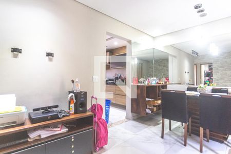 Sala de estar de casa de condomínio para alugar com 3 quartos, 78m² em Taboão, São Bernardo do Campo