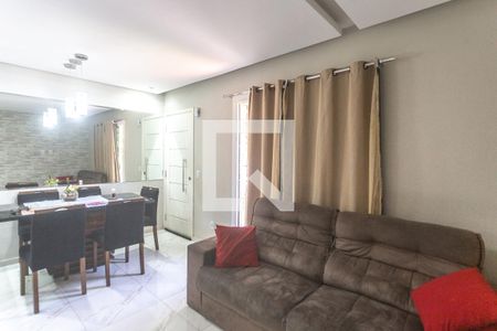 Sala de estar de casa de condomínio para alugar com 3 quartos, 78m² em Taboão, São Bernardo do Campo