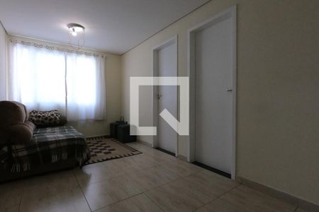 Sala de apartamento à venda com 2 quartos, 42m² em Parque Marabá, Taboão da Serra