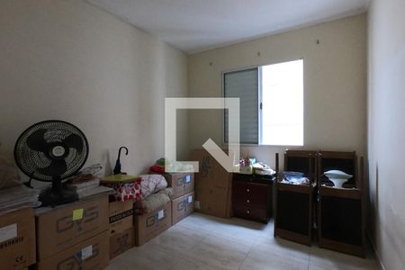 Quarto 2 de apartamento à venda com 2 quartos, 42m² em Parque Marabá, Taboão da Serra