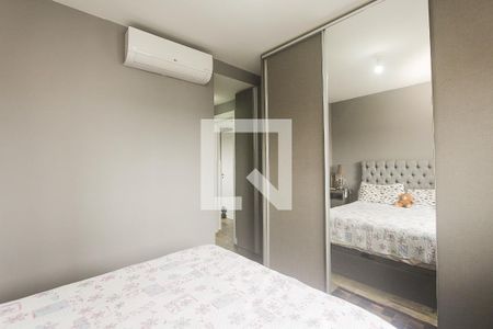 Suite de apartamento à venda com 2 quartos, 82m² em São Geraldo, Porto Alegre