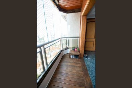 Sacada de apartamento à venda com 3 quartos, 142m² em Vila Sao Vicente, São Paulo