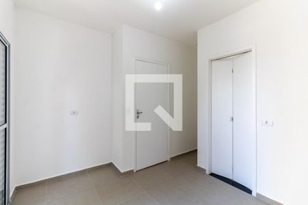 Suíte 1 de casa para alugar com 2 quartos, 100m² em Vila Nair, São Paulo