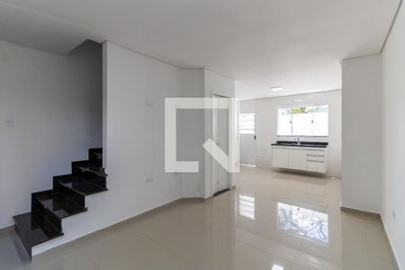 Sala  de casa para alugar com 2 quartos, 100m² em Vila Nair, São Paulo