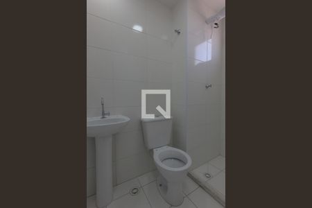 Banheiro de apartamento para alugar com 2 quartos, 38m² em Vila Nova das Belezas, São Paulo