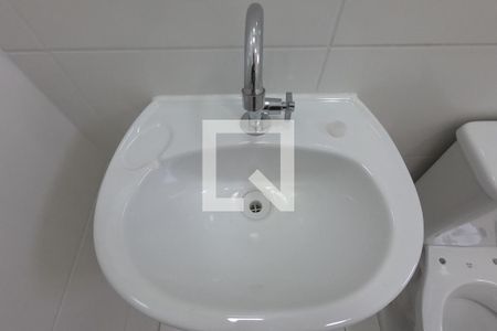 Banheiro de apartamento para alugar com 2 quartos, 38m² em Vila Nova das Belezas, São Paulo