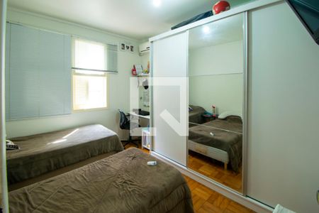 Quarto 1 de apartamento à venda com 2 quartos, 59m² em Cristal, Porto Alegre