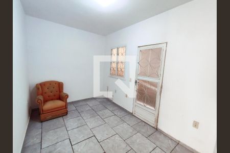 Sala de apartamento para alugar com 1 quarto, 35m² em Piedade, Rio de Janeiro