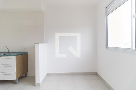 Sala de apartamento para alugar com 2 quartos, 32m² em Parque Fongaro, São Paulo