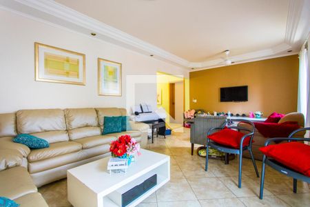 Sala de estar de apartamento à venda com 5 quartos, 163m² em Vila Bastos, Santo André