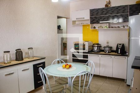 Cozinha de apartamento à venda com 3 quartos, 540m² em Vila Santa Terezinha (zona Norte), São Paulo