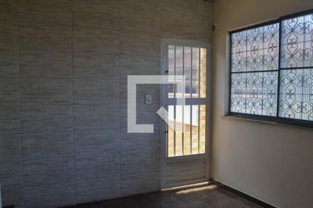 Sala de casa para alugar com 2 quartos, 65m² em Centro, Nilópolis