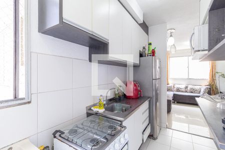 Cozinha e área de serviço de apartamento para alugar com 2 quartos, 39m² em Jardim Sao Pedro, Osasco