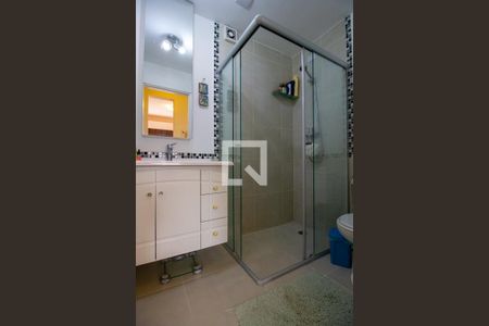 Banheiro de apartamento à venda com 2 quartos, 90m² em Perdizes, São Paulo