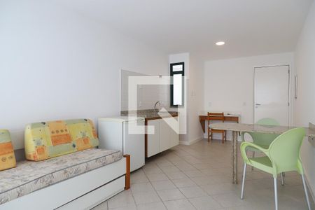 Sala / Cozinha de apartamento para alugar com 1 quarto, 52m² em Recreio dos Bandeirantes, Rio de Janeiro