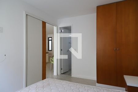 Quarto de apartamento para alugar com 1 quarto, 52m² em Recreio dos Bandeirantes, Rio de Janeiro