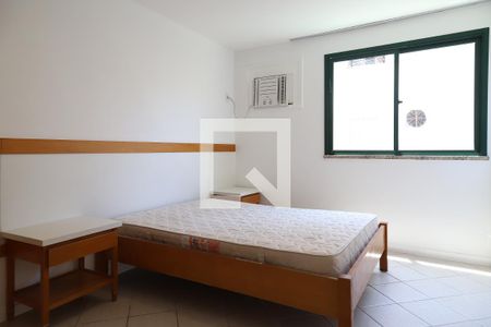 Quarto de apartamento para alugar com 1 quarto, 52m² em Recreio dos Bandeirantes, Rio de Janeiro