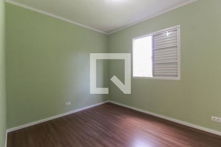 Quarto 2 de apartamento para alugar com 2 quartos, 48m² em Vila Carmosina, São Paulo