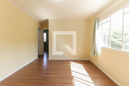 Sala de apartamento para alugar com 2 quartos, 48m² em Vila Carmosina, São Paulo