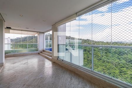 Varanda Gourmet de apartamento à venda com 4 quartos, 367m² em Tambore, Santana de Parnaíba