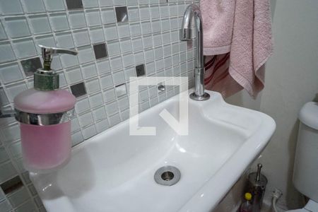 Lavabo de casa de condomínio à venda com 2 quartos, 60m² em Vila Araguaia, São Paulo