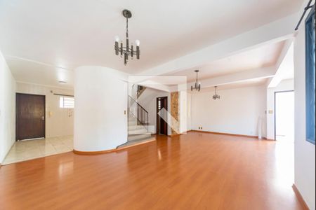 Sala de casa para alugar com 4 quartos, 240m² em Vila Floresta, Santo André