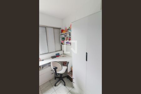 Quarto 1 de apartamento para alugar com 3 quartos, 68m² em Vila Butantã, São Paulo