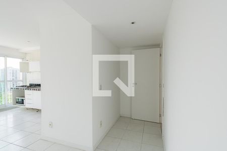 Sala/Quarto de apartamento à venda com 2 quartos, 73m² em Jacarepaguá, Rio de Janeiro